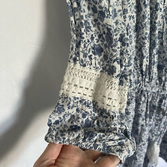 Hollister Romper Blue Floral Off Shoulder Size Large - Picture 4 of 8